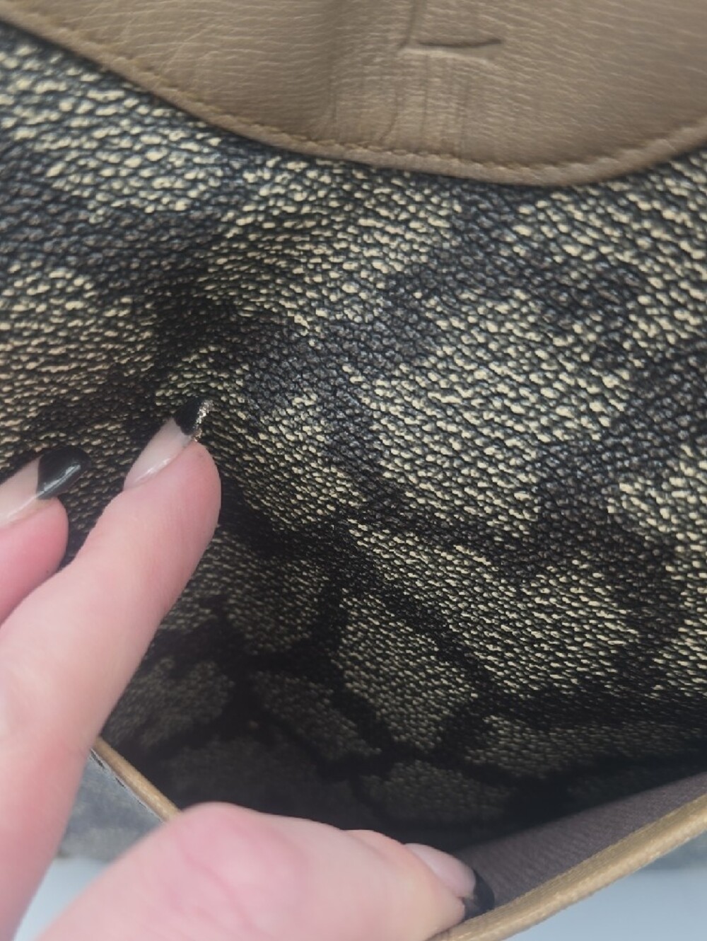 Yves Saint Laurent Vintage Tan & Gray Giraffe Patterned Large Weekender (EUC)🦒✨ - Picture 4 of 15